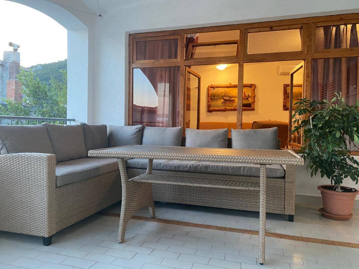 Summer Breeze Baška Voda المظهر الخارجي الصورة