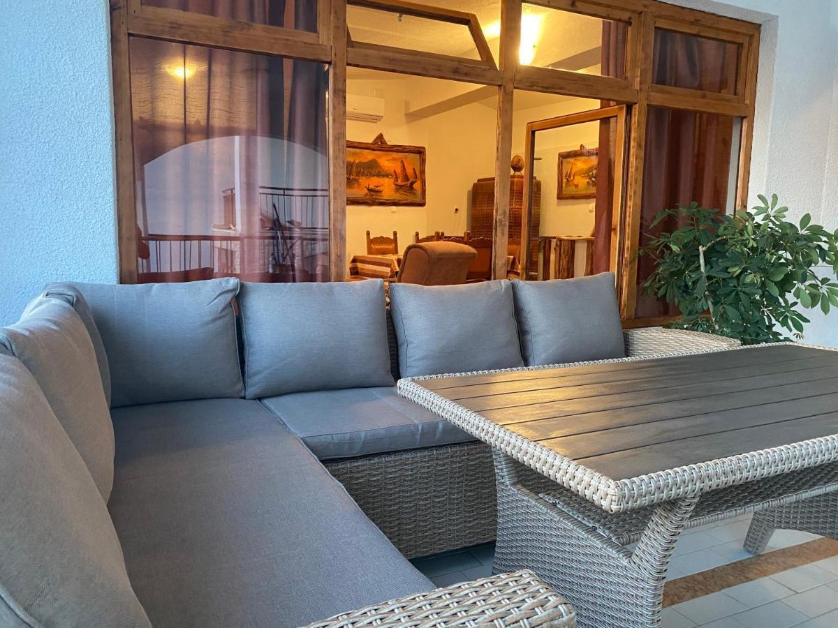 Summer Breeze Baška Voda المظهر الخارجي الصورة