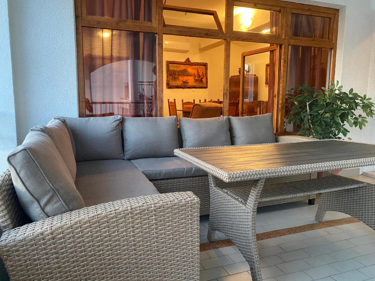 Summer Breeze Baška Voda المظهر الخارجي الصورة